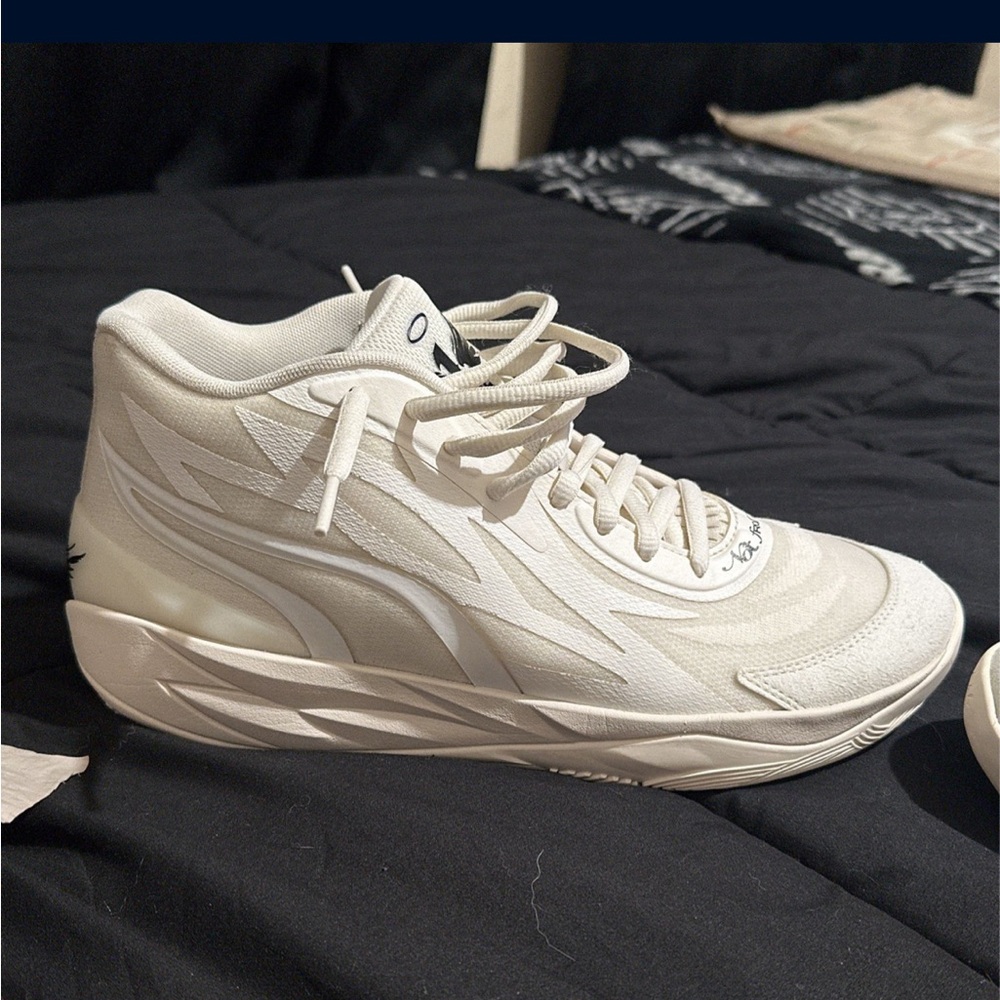 Lamelo ball basketball shoes